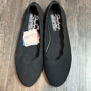 Skechers Cleo Size 10 Scalloped Black Flats NWT!